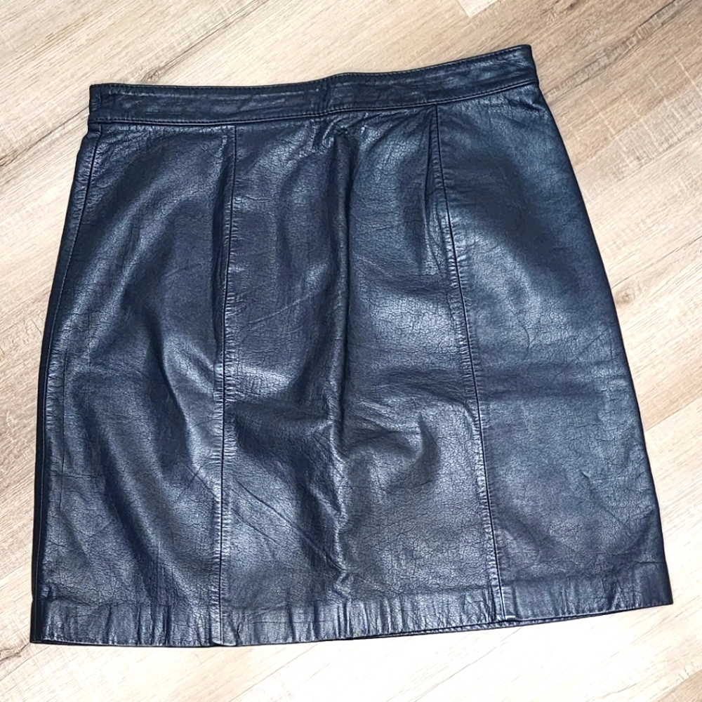 BERMANS Black Leather Skirt